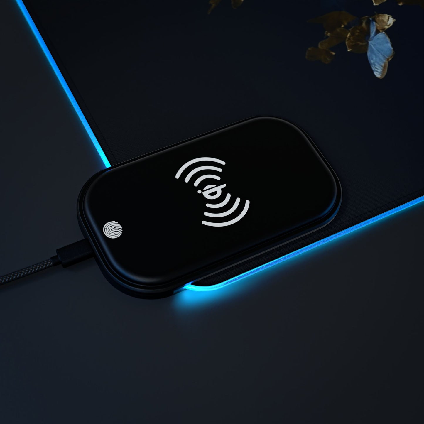 LED - Butterfly Queen Statue + Wireless Charging